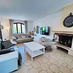 Bright And Comfortable Private Ferienhaus