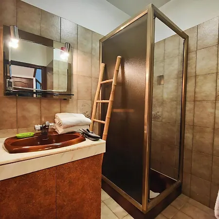 Bright And Comfortable Private La Courneuve