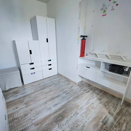 Bright And Comfortable Private La Courneuve